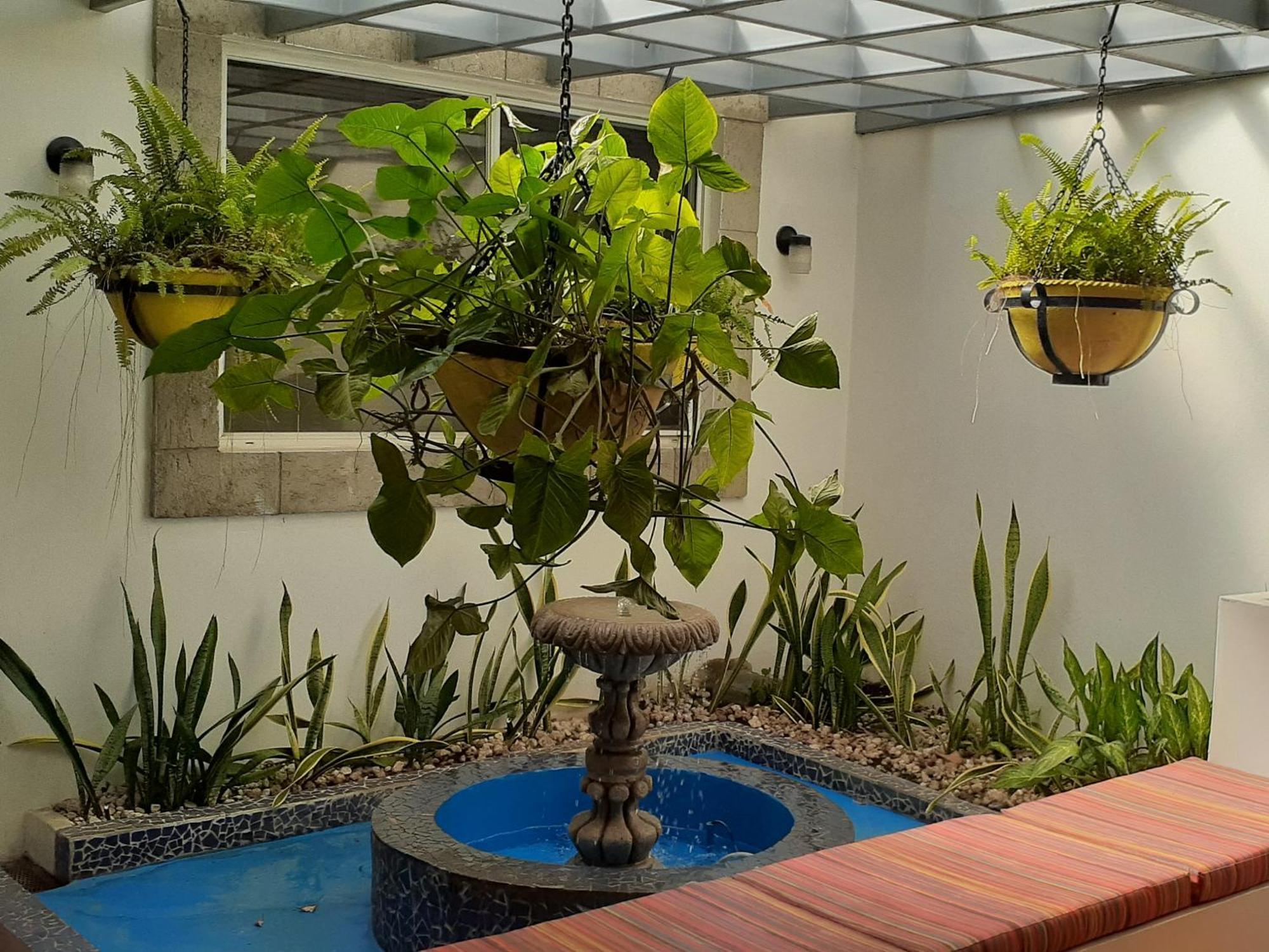 Hotel El Almendro Managua Dış mekan fotoğraf