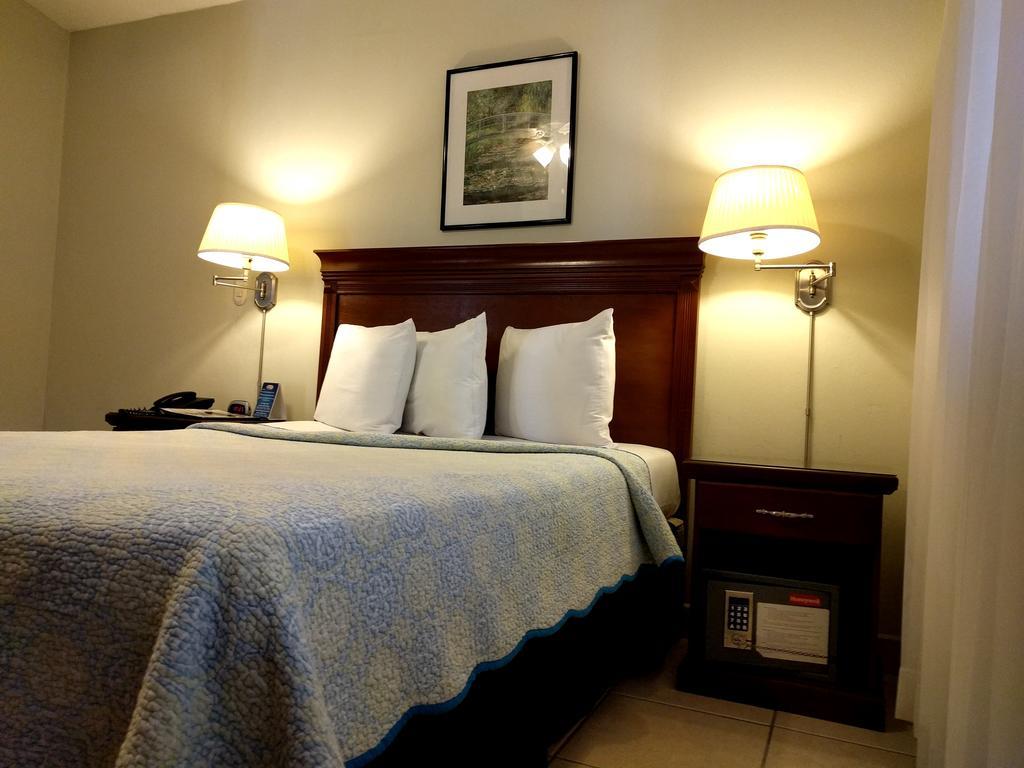 Hotel El Almendro Managua Dış mekan fotoğraf