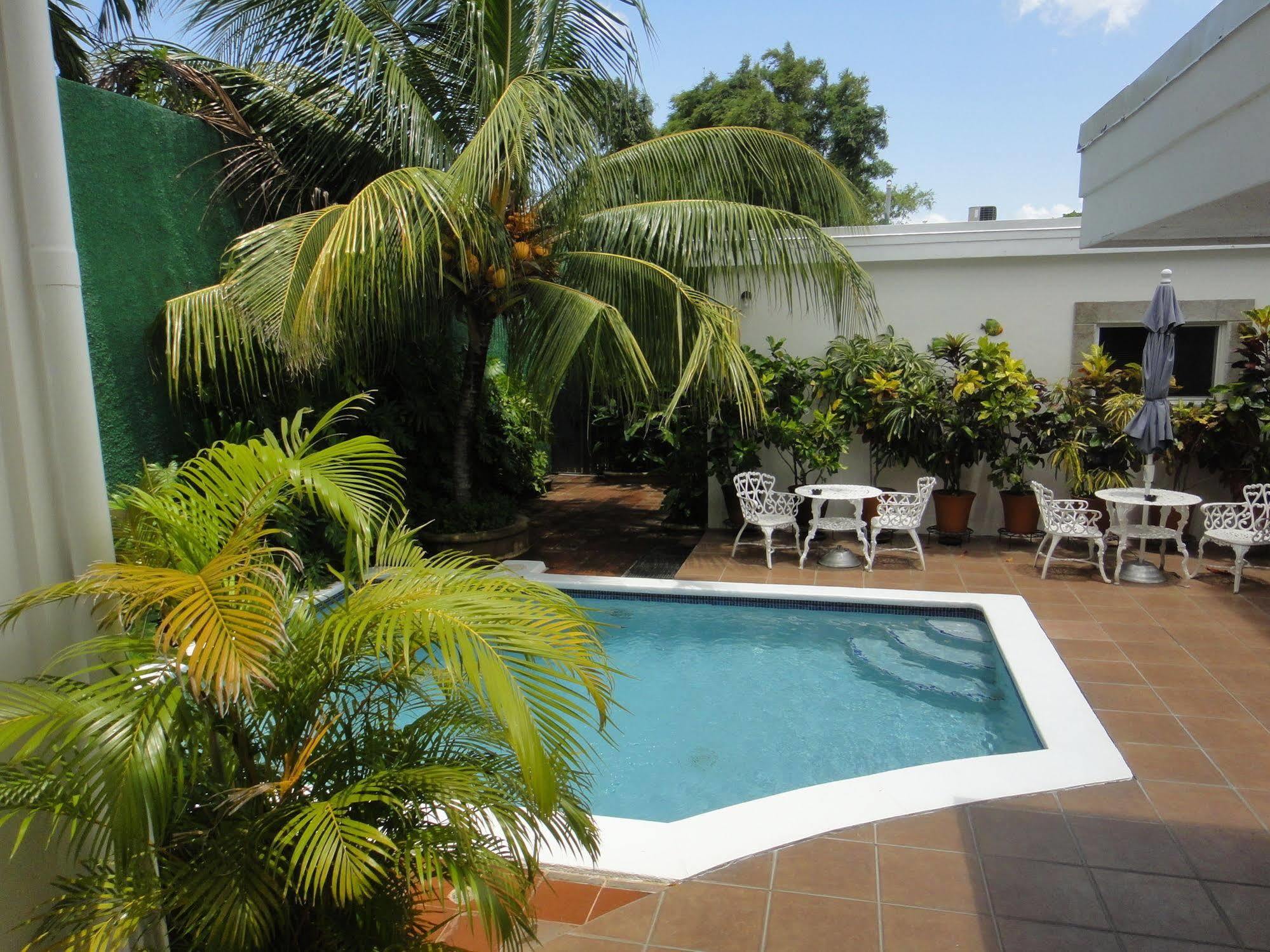 Hotel El Almendro Managua Dış mekan fotoğraf
