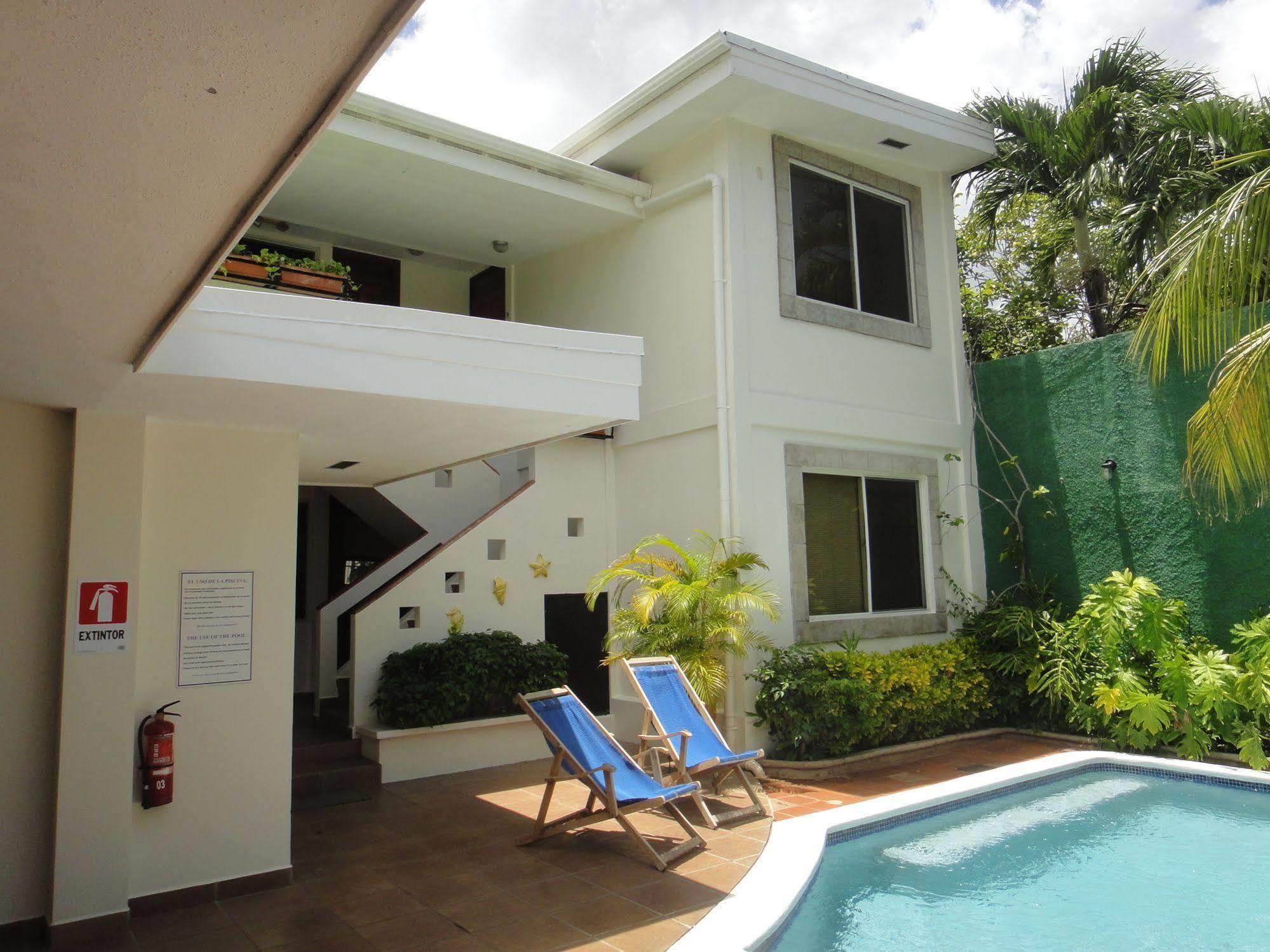 Hotel El Almendro Managua Dış mekan fotoğraf